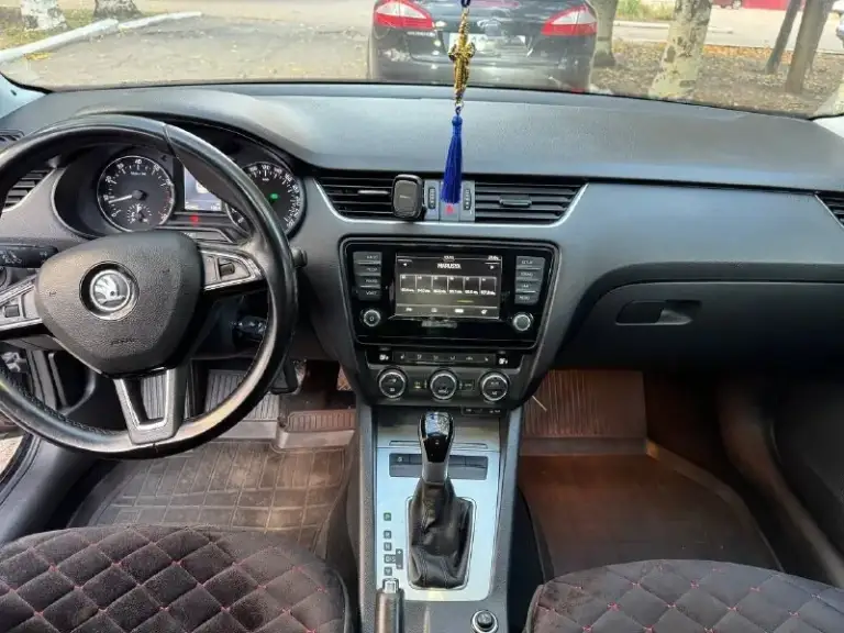 Продам skoda a7 2016 года.
Двигатель 1.4 150 л. С.
Масло от замены до замены,
7 Ступенчатая роботизированная коробка.
За машиной ухаживали своевременно производился ремонт,
На капоте бампере и фарах броне плёнка, моторное масло меняется каждые 5000-6000 км, очень хороший свет комфортно ехать в темное время суток, всё работает, вложений не требует.
Сигнализация starline с автозапуском.
1 🍋 450. Торг уместен
+79494541552

📞 Звоните: +7(949)4541552 - фотография - 6