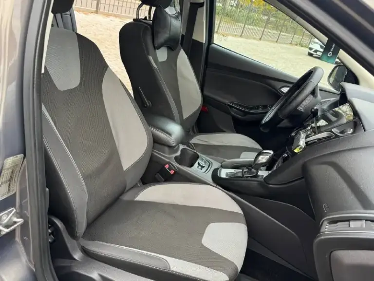 Продам ford focus 3, в отличном состоянии!, 2014 года выпуска, пробег 180.000, двигатель 1.6 125л. С, коробка: автомат 6-ст, авто без дтп!, в родном окрасе, автомобиль ухожен и обсулежен, за авто не стыдно, ходовая часть не стучит, не гремит и т. Д, мотор работает отлично, без посторонних звуков, коробка переключает мягко и плавно, без задержек, работает абсолютно всё от а до я.
Максимальная комплектация: климат контроль, круиз контроль, складывание зеркал, мультируль, 4-эл стеклоподъёмника, подогрев передних сидений, электро привод зеркал, обогрев зеркал, датчик света и дождя, бортовой компьютер, линзованая оптика, противотуманные фары, обогрев лобового, обогрев заднего стекла, мультимедиа с хорошим звуком, парктроники, имеется в машине есть абсолютно все для удобной езды.
По документам кристально чистая, любой вид оформления.
Цена 850.000 возможен торг реальному покупателю! Все остальные вопросы по телефону +7
📞 Звоните: +7(949)6209974 - фотография - 7