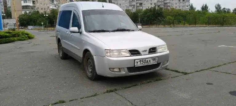 🔥Chery karry 1.6 mt, 2008, 94 000 км
💵399 999 ₽
☎️+79494278043
✅Владеем с момента покупки в салоне в 2008
✅Семейное авто, всегда обслуживалась, никогда не курили, пробег реальный.
✅Без дтп
🔥Резина вся новая и лето и зима. Не прошла и пол сезона.
😱По паспорту 7 мест! Сиденья как новые! Всю жизнь в чехлах!
👌Ооооочень вместительная, все переезды с квартир на квартиру на ней прошли. Для наглядности есть фото где 2 бака по 500л в ней без проблем.
👀Сзади стоят рессоры, грузи сколько хочешь.
✅Кондиционер в прошлом году прошел полную ревизию, и вообще всё сделано что нужно. Сел и поехал.
✅Установлена камера заднего вида и видеорегистратор.
🤝По всем техническим вопросам ответим что и когда менялось.
✅Переоформление без проблем. - фотография - 1