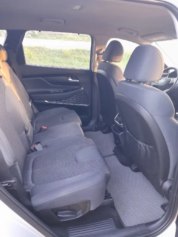 Продам авто hyundai santa fe 2019г, датчик дождя, парктроники, подогрев сидений, подогрев руля, полный привод, двухзонный климат контроль, круиз контроль, удержание полосы, блокировка дифференциалов, подогрев зеркал и прочее нахожусь в амвросиевском районе хочу за него 3000000р торг в комплекте зимняя резина новая телефон для связи (+79494095659)
📞 Звоните: +7(949)4095659 - фотография - 7