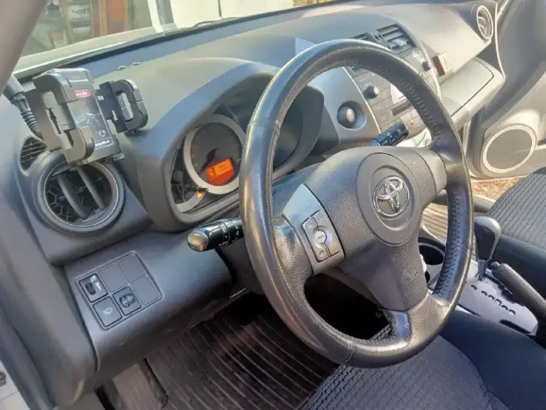 В продаже легенда японского автопрома
● Toyota rav 4
● Год выпуска: 2008
● Пробег: 87 000 км
● Двигатель 2,0 бензин
● Aкпп автомат
● Автомобиль официал, куплен в салоне донецка. Кузов весь в родном окрасе, двигатель, коробка, ходовая часть на отлично. Один владелец за всю историю, сервисная книжка, любые проверки за ваш счёт.
● Цена: 1 650 000 рублей
● Место осмотра: донецк
● Контактный телефон: +7(949)-381-97-61 пишите, звоните, всегда договоримся
📲 Tg: ren
📞 Звоните: +7(949)3819761 - фотография - 7