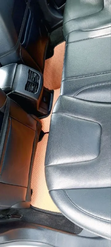 Продам ford fusion 2017 года. 2-х литровый мотор экобуст с турбиной с акпп. Комплектация titanium. Пробег 106 тыс. Км. Замена масла каждые 6000-6500 км. Лью только liqui moly 5w30.  В машине есть все для комфортной езды!
- Автозапуск с ключа
- Бесключевой доступ на всех дверях
- Система стар-стоп
- Штатная навигация и шикарная музыка
- Кожаный салон в прекрасном состоянии
- Акпп шайба и спорт режим
-Мульти руль
- Датчик света, оптика супер, дхо
- Подрулевые лепестки
- Подсветка салона цвет можно выбрать по вкусу.
-Электрические передние сидения
- Память водительского сидения
- Стеклоподъемники все автоматические
- Android auto apple carplay
- 2-Х зонный климат контроль холодит на отлично и подлокотник с охлаждением
- Круиз контроль
- Датчик давления в шинах
- Система удобный доступ в авто
- Кодовый замок на двери
- Подогрев сидений
Машина очень комфортная и динамичная. В комплекте отдам  зимнюю  резина проехала один сезон.
Цена 1860000 рублей. Торг уместен
Маши
📞 Звоните: +7(959)5360463 - фотография - 6
