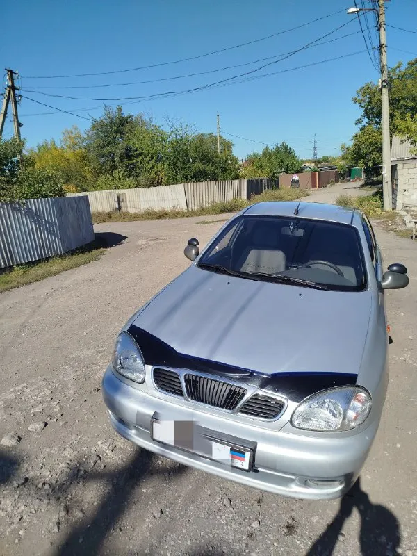 Породам daewoo lanos 1.5с кондером.2008г. Пробег 153500км. Стоит на днр учете. Документы в порядке. Стоит сигнализация, хорошая музыка, салон ухоженный. Двигатель, коробка, ходовая в хорошем состоянии. Требуется ремонт днища кузова. (вырвало стакан заднего амортизатора) времени заниматься авто нет, продаю как есть. Авто передвигается своим ходом. Цена:180000₽. Торг. Донецк, пролетарский р.
Цена: 180000 руб.
📲 Tg: вячеслав,
📞 Звоните: +79498184730 - фотография - 1