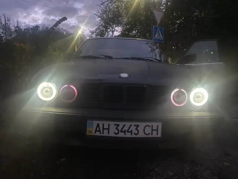 Продам bmw е 34 легендарная мотор 2.5 рядная шаха ходовая мотор и кпп на отлично на полном увереном ходу салон кожа электро люк электро зеркала электра поледемники телефон на учет станет без проблем с машиной отдам новые пороги арки 4 двери и правое крыло цена 200.000 руб донецк +79495213768
📞 Звоните: +7(949)5213768 - фотография - 8