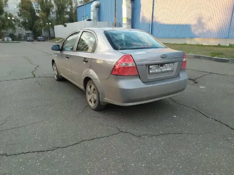 Продам aveo 2007 год.
Пробег 372000.
Мотор делал, ходовая в порядке. По кузову надо заниматься.

Цена 280000р.

Тел. +7 949 379 29 82 - фотография - 4