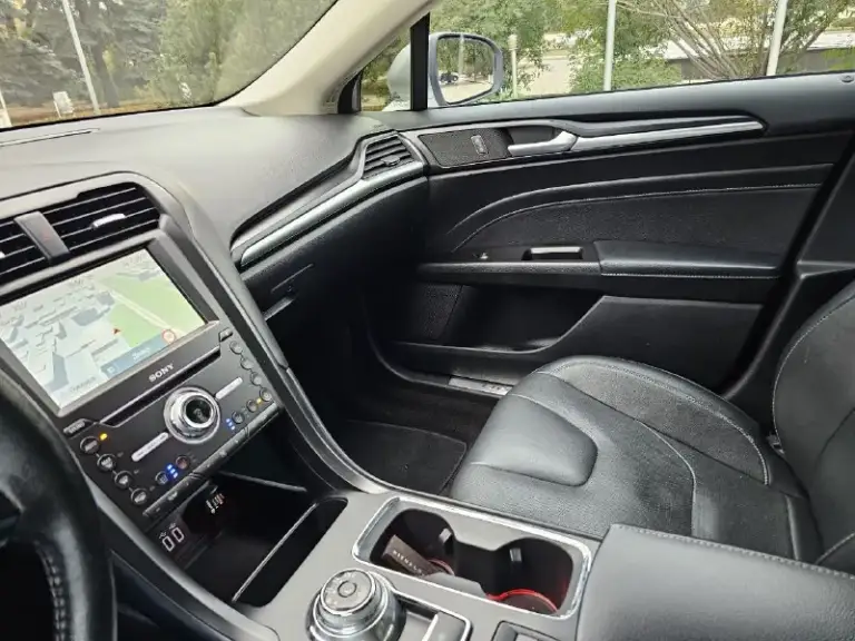 Ford fusion hybrid 2019 titanium (usa)
Американский mondeo в топовой комплектации!

Пробег 99 800 км

🔋 Гибрид — расход 5–6 л/100 км, на баке до 900 км пробега.
🔧 Полностью обслужен, без сюрпризов.
💪Надёжный — такие фьюжены в сша проходят 500 000+ км без проблем.
❗Первый владелец в рф, подбирал и пригонял под себя.

💎 Titanium: адаптивный круиз, удержание в полосе, автоторможение, контроль слепых зон, full led фары, камера, парктроники, кожа, вентиляция и подогрев сидений, подогрев руля, аудио sony, бесключевой доступ, дистанционный запуск, кодовый вход, настраиваемая подсветка, еврозеркала (!) с широким обзором и складыванием.

📌 Пробег оригинальный, любая проверка.
💬 Без посредников.
📍 Осмотр и тест-драйв в донецке
💸 1 890 000 ₽
+79494710689 - фотография - 7