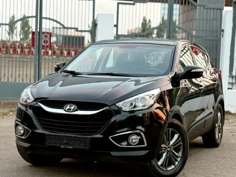 Hyundai ix35 г( 2015 рестайлинг ) цена 1380000 автомат пробег 140 (1 хозяин птс оригинал) без дтп противоугонная система сигнализация
Центральный замок
Помощь при вождении:
Круиз-контроль
Парктроник задний
Камера заднего вида
Система автоматической парковки
Система помощи при старте в гору
Датчик света
Датчик дождя электростеклоподъемники передние и задние электропривод зеркал
Охлаждаемый перчаточный ящик
Подогрев сидений водителя и пассажира обогрев зеркал обогрев заднего стекла обогрев зоны стеклоочистителей мультимедиа и навигация: навигационная система
Bluetooth aux 6 колонок авто в идеале все вопросы по телефону: +7(949)4737372
📲 Tg: андрей
📞 Звоните: +7(949)4737372 - фотография - 6
