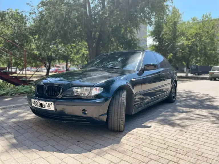 Продаю bmw 3 серии e46 по-настощему в редком для наших дней состоянии. Машина вся в родном окраске, не битая, кузов покрыт керамикой в два слоя.
2 Ключа. Пробег — 126 000 км.
1.8, Механика.
Зимой не эксплуатируется.
Комплектация: люк, климат-контроль, полный электропакет, электрозеркала с подогревом, оригинальные литые диски bmw 68 стиль, родные стёкла по кругу.
Машина в стоке, всё в оригинале.
Я собственник более 3 лет.
Цена: 780 000 руб. (торг у капота) в таком состоянии — найти сложно, с продажей не спешу, так как это не основной автомобиль.
Продажа с номером обсуждается.
Все вопросы по телефону +79595671996
📞 Звоните: +7(959)5671996 - фотография - 5
