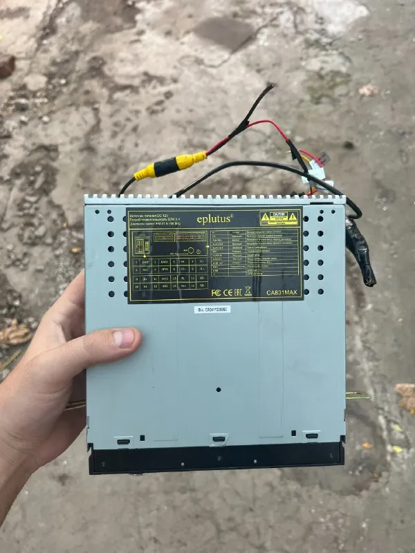 Продам магнитолу eplutus ca831 max на системе андроид с выездным 7-ми дюймовым экраном
Технические характеристики:
Типоразмер: 1din
Дисплей: 7 дюймов, lcd hd сенсорный
Разрешение: 1280x7200
Операционная система: android 12.0
Процессор: mt8163, a53, 1.5ghz, 64 бит
Оперативная память: 4гб
Встроенная память: 64гб
Диапазон частот: 87.5-108мгц / 522-1620кгц
Поддержка аудио форматов: mp3/wma/wmv/ac3/ogg/flac/web аудио
Поддержка воспроизведения видео в форматах: avi/mkv/mp4/rmvb/vob и все видео форматы android
Воспроизведение видео: 480р/720р/1080р
Поддерживаемые изображения: jpeg/bmp/gif/png
Встроенный gps модуль: есть
Встроенный wi-fi: есть
Bluetooth: есть
Микрофон: есть
Мощность: 4 x 50 ватт
Питание: 12в
Интерфейс: usb, tf, fm, bluetooth, wi-fi, gps, вход для камеры переднего/заднего вид, aux-вход
Цена: 6500₽
Остальные вопросы в лс или по номеру телефона: +79494110104
📞 Звоните: +7(949)4110104 - фотография - 3