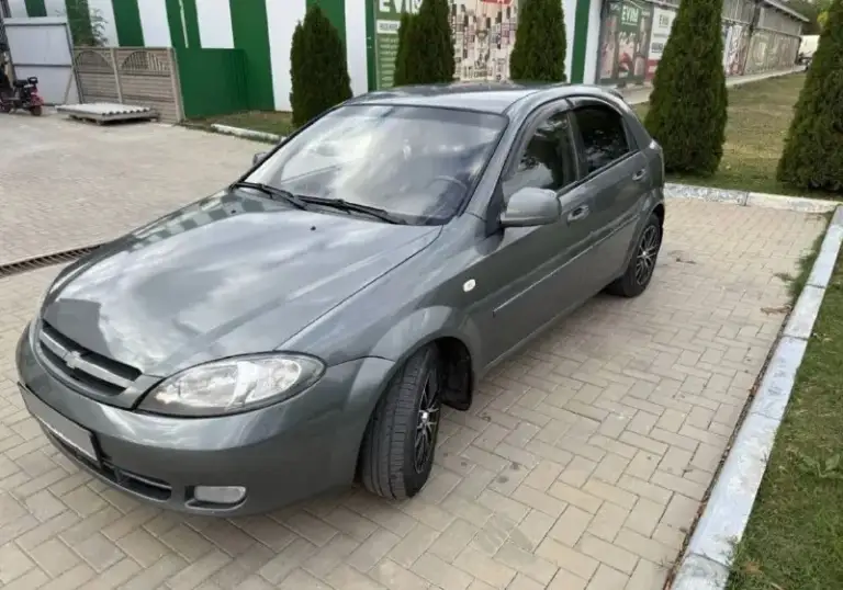 Продам chevrolet lacetti продажа от хозяина 2012 г. Выпуска 70 000 пробег автомобиль в заводском состоянии самая полная комплектация мультируль abs антизанос четыре стеклоподъемника кондиционер работает отлично подогрев сидений подогрев лобового стекла заднего стекла боковых стёкл сигнализация дорогая сервисные книжки салон в идеальном состоянии объем двигателя 1.6 16 клапанный два комплекта резины автомобиль все время находился в гараже стоит хорошая магнитола штатная музыка все остальные вопросы по телефону +79490793601
📞 Звоните: +7(949)0793601 - фотография - 4