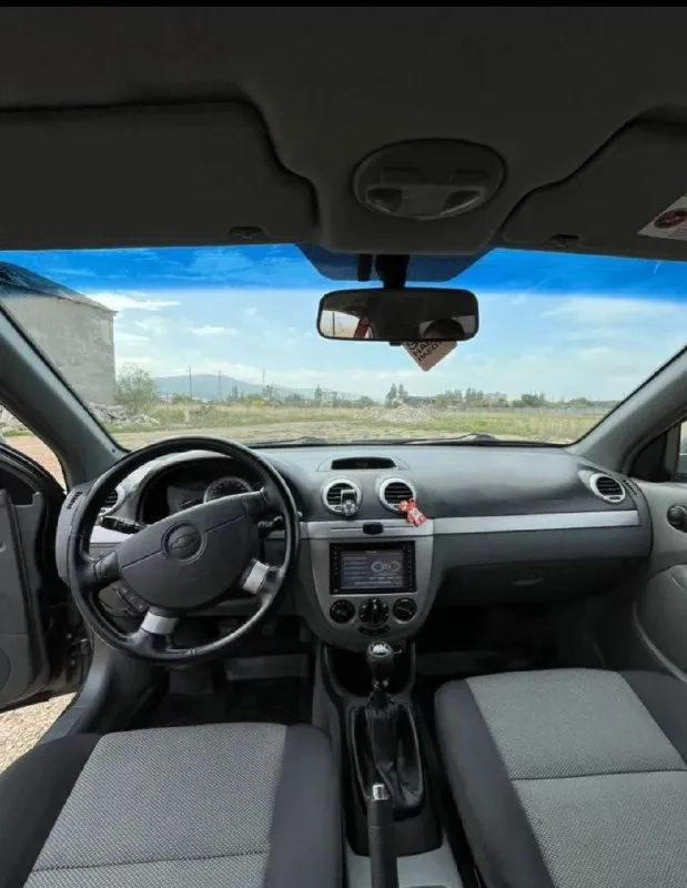 Продам chevrolet lacetti продажа от хозяина 2012 г. Выпуска 70 000 пробег автомобиль в заводском состоянии самая полная комплектация мультируль abs антизанос четыре стеклоподъемника кондиционер работает отлично подогрев сидений подогрев лобового стекла заднего стекла боковых стёкл сигнализация дорогая сервисные книжки салон в идеальном состоянии объем двигателя 1.6 16 клапанный два комплекта резины автомобиль все время находился в гараже стоит хорошая магнитола штатная музыка все остальные вопросы по телефону +79490793601
📞 Звоните: +7(949)0793601 - фотография - 7