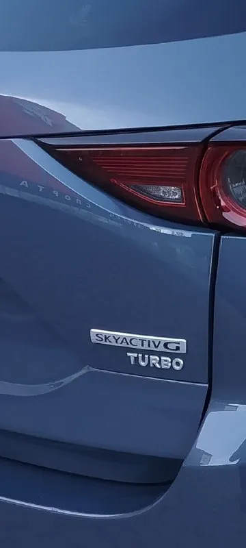 Супер редкая комплектация 2.5 turbo skyactive g(расход трасса 8.7 город 9.5), в кузове black carbon edition, авто японской сборки, максимальной комплектации, есть все диски 19"(black edition), два ключа, на зимней резины micheline, бес ключевой доступ, датчики мертвых зон, люк система курсовой устойчивости esp, акустическая мультимедиа bose ( с оригинальным сабвуфер), активный радар, полный электронный привод, салон черная кожа, красная строчка, руль и дверные карты черная кожа и карбоновые оригинальные вставки, планшетный монитор нового поколения, оригинальный коврики mazda в салоне и в багажнике, датчик света(с системой автоматического переключения дальний/ближний), люк, электро ручник с функцией автоматического снятия, датчик дождя, задняя крышка багажника с приводом, авто обслужено, масла фильтра поменял!авто без косяков, вложений не требует, сел и поехал!3100000руб. Торг. +79494901338
📲 Tg: олег
📞 Звоните: +7(949)4901338 - фотография - 5