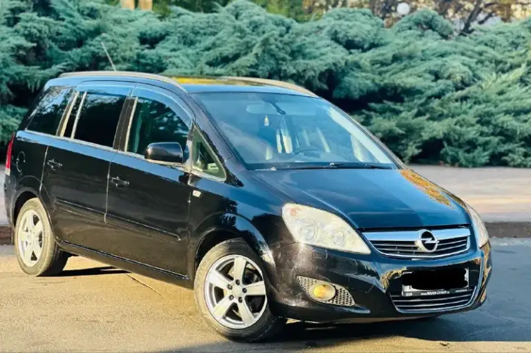 Opel zafira b
-Год 2010
- 1.8
-Кпп механика.
-Пробег: 243000 родной пробег подтвержденный автотекой!
О машине;
Автомобиль в идеальном состоянии без сколов ржавчин и рыжиков все как на фото! Машина без вложений от слова совсем!
Комплектация:cosmo, 7 мест, кожаный салон, монитор дорогой стоит с камерой заднего вида, омыватели фар, подогрев сидений, авто свет, авто дождь, климат контроль, полный бортовой компьютер!
Резина r16 два комплекта!
Цена 880.000 рублей торг реальному покупателю! Кому дорого просьба не звонить.
Звонить по номеру +79490489556
📲 Tg: nikolay
📞 Звоните: +7(949)0489556 - фотография - 2