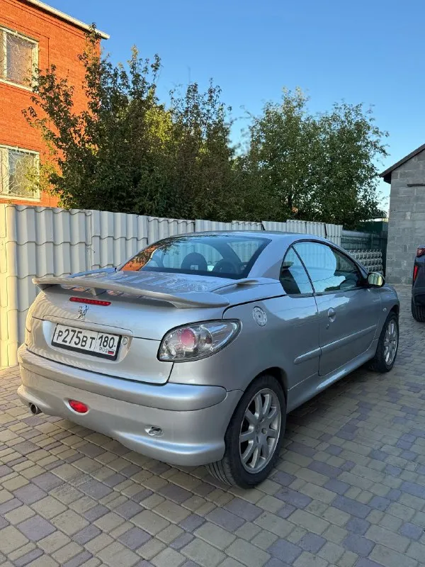 Город: мариуполь
Марка / модель: peugeot 206 cc кабриолет
Год выпуска: 2004
Пробег: 178 000
Двигатель (тип, объем, мощность): 1.6 110 лошадок, бензин
Тип кпп:механика
Владельцев в птс: 1
Срок владения: с 2019 г.
Описание: продаю свою малышку, отрывая от сердца!
С машинкой обращались хорошо, на полном ходу, масло менялось каждые 7 тыс, расходники так же вовремя, машинка пригонялась для себя в 2019 году с европы, крыша в идеальном состоянии, так же есть зимняя резина на штампах и летняя на дисках.
Приветствуется любые проверки.
Цена 650
Контактный телефон: +79493004073 - фотография - 3
