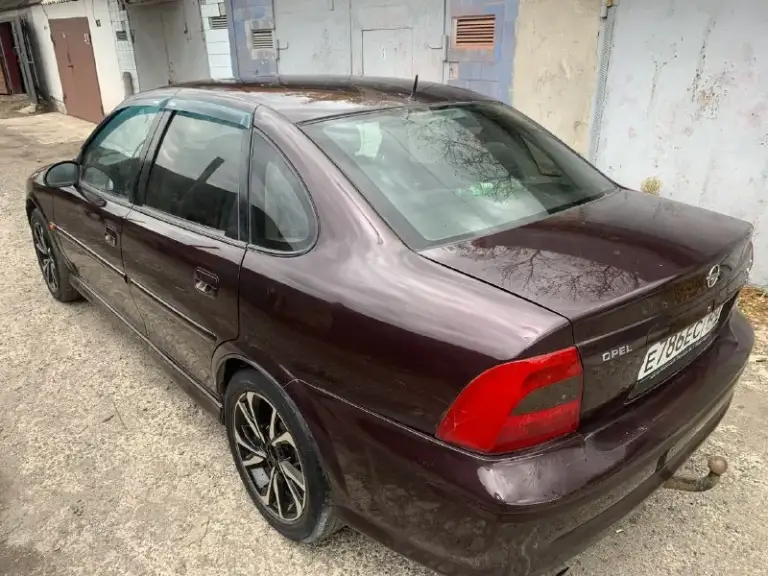 Продам
Opel vectra b 1,8 м. Т 2000г. В
Пригнана в 2020г
Владелец - 1
Пробег 254000 тыс. Км
Без дтп.
Установлен гбо евро4
Авто технически в хорошем состоянии, замена грм на 237000тыс. Км
Двигатель не дымит, не троит, коробка не выбивает!
Ходовка в хорошем состоянии, днище, пороги и стаканы в отличном состоянии, без дыр!
В хорошей комплектации:
Климат, мультируль, 4эсп, эл. Регулировка боковых зеркал, подогрев сидений, работает абсолютно вся электроника!!
Авто с переоформлением на вас!
Цена - 300000 тыс. Руб быстрым торг.
Осмотр - г. Макеевка
Тел.   +79494158226 - фотография - 4