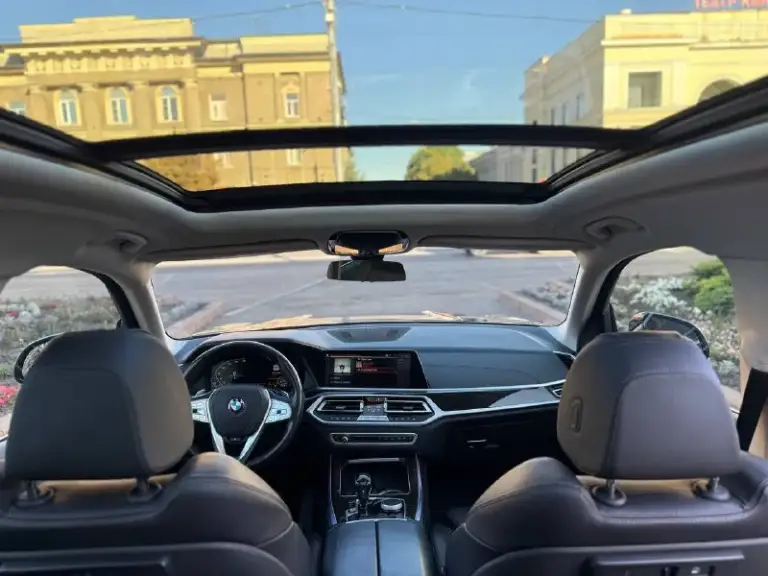 Продам bmw x7
Мотор 3л бензин b58
Пробег 99.000км
Авто в идеальном состоянии, работает абсолютно всё, есть все ассистенты и помощники, 360 камера
Полностью обслужен, все масла и жидкости поменяны
На пневме
3 Ряда сидений
Покрыт керамикой
Новая резина
В заводском окрасе
Гаражное хранение
Цена 6.6млн
+79493338059 - фотография - 7
