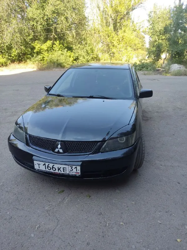 Продам mitsubishi lancer 9 2.0л механика 135 л. С.
Цена: 360 000р ( торг символический)
Год: 2006
Пробег: 295000
Я - владелец с 20г, доки чистые.
10 Тыс. Км назад делал капиталку по стандартным размерам (выработки нет абсолютно).
В машине хороший, приятный салон в алькантаре
Приятная музыка
Гидроусилитель руля
Кондиционер
Подогрев стёкол
Подогрев зеркал
Подогрев передних сидений
Авs
Хороший спортивный выхлоп
Резина : лето r16 литьё mitsubishi ориг. Зима r15 литьё

Из минусов:
Нет ручника
Трещина на лобовом

Г. Донецк
+79495779834 - фотография - 1
