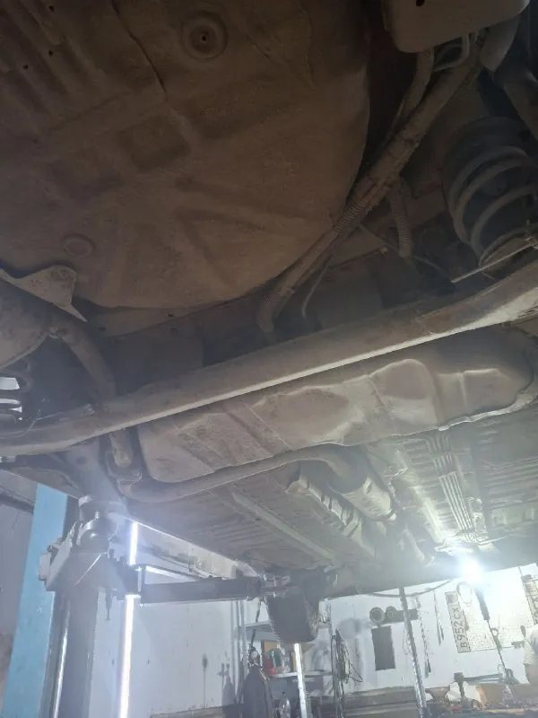Продам daewoo sens 2006 г.
Машина с салона в одной семье, на учёте стоит на мне.
Пробег 102.000
Была заменена мкпп, обслужена ходовая часть, частично тормозная система. Хорошая музыка
Мотор масло не ест.
Машина стоит без движения пару месяцев, продажа за ненадобностью, кузов не гнилой, днище в отличном состоянии. На 15м литье, могу отдать комплект 13х штампов.
Из вложений: нужно сделать схождение, заменить фильтр в бензонасосе и по мелочи. Лкп частично подкрашено на скорую руку во избежание коррозии.
Телефон для связи: +79493173073
Машина находится в с. Любовка, волновахского района.
Цена 165.000 рублей - фотография - 5