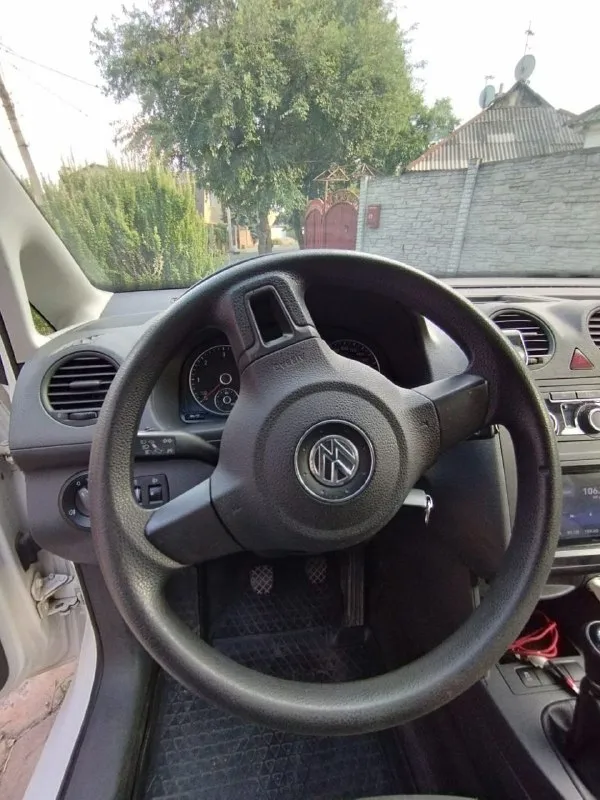 Volkswagen caddy maxi 2014. Заводской пассажир, 7 мест. 2.0,140лс. Мкп-6 ступеней. Два ключа, книжки. Круиз, кондей, родная магнитола с громкой связью, корректор фар, подогрев сидений, контроль прокола колес, заводской фаркоп и др. Пробег 350000. Проверка на любом сто. 1650000руб. В российских документах будете первым собственником. +79499869505 михаил
📞 Звоните: +7(949)9869505 - фотография - 6