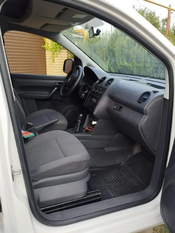 Volkswagen caddy maxi 2014. Заводской пассажир, 7 мест. 2.0,140лс. Мкп-6 ступеней. Два ключа, книжки. Круиз, кондей, родная магнитола с громкой связью, корректор фар, подогрев сидений, контроль прокола колес, заводской фаркоп и др. Пробег 350000. Проверка на любом сто. 1650000руб. В российских документах будете первым собственником. +79499869505 михаил
📞 Звоните: +7(949)9869505 - фотография - 9