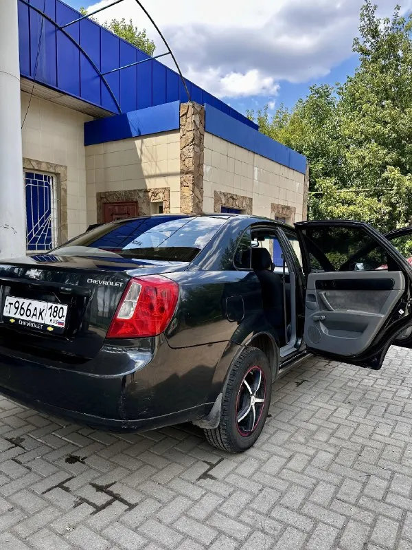 Продам chevrolet lacetti 1.6 2007г. Выпуска.
Осмотр г. Ждановка- енакиево
Кузов в нормальном состоянии, правый порог требует замены. По технической части нареканий нет, мотор работает плавно и ровно, коробка тоже работает мягко.
Подвеска в хорошем состоянии 2эл. Стеклоподъёмника 2 подушки безопасности, подогрев заднего стекла. Хорошая музыка, центральный замок, сигнализация. Летняя резина на дисках, зимняя резина на штампах в хорошем состоянии. Установлен газ, надо только подключить кнопку ( газа ) остальные вопросы по телефону +79493267646
Цена 430 тыс ₽ торг у капота хорошему покупателю
📞 Звоните: +7(949)3267646 - фотография - 2