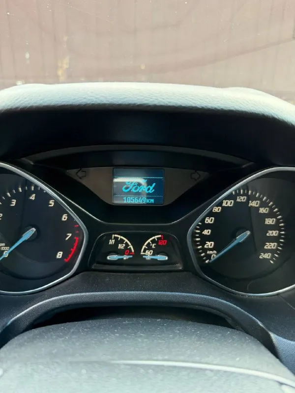 Продам:
Ford фокус 3
2014 Г.
1.6 Атмосферный бензиновый двигатель, автомат.
Пробег 105 тыс.
Находится в луганске.
Кузов, днище в отличном состоянии.
Все узлы и агрегаты в автомобиле родные в хорошем состоянии, все работает, ничего не течет, не потеет и без посторонних звуков.
Два комплекта колес - лето, зима + полноценная запаска в багажном отделении.
Цена - 1. 150 000 ₽. (торг).
Обращаться по : +7 (959) 124-23-34,
+7 (959) 191-62-76.
📞 Звоните: +7(959)1242334 - фотография - 3