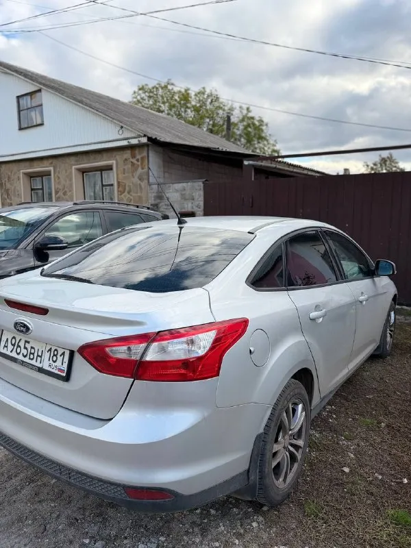 Продам:
Ford фокус 3
2014 Г.
1.6 Атмосферный бензиновый двигатель, автомат.
Пробег 105 тыс.
Находится в луганске.
Кузов, днище в отличном состоянии.
Все узлы и агрегаты в автомобиле родные в хорошем состоянии, все работает, ничего не течет, не потеет и без посторонних звуков.
Два комплекта колес - лето, зима + полноценная запаска в багажном отделении.
Цена - 1. 150 000 ₽. (торг).
Обращаться по : +7 (959) 124-23-34,
+7 (959) 191-62-76.
📞 Звоните: +7(959)1242334 - фотография - 5