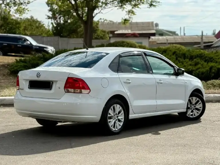 В продаже в луганске.
Volkswagen polo ( volkswagen поло)
Объем мотора: 1.6 бензин mpi
Коробка передач: механика
Привод: передний
Пробег: 168 тыс км
Год: 2014
800 000 Руб торга нет!
Автомобиль в идеальнейшем состоянии. Комплектация максимальная:
- Подогревы сидений
- Противотуманки
- Климат контроль
- Электропакет полный
- Штатная музыка
- Кожаный руль
Оригинальный пробег, один собственник, полностью в родной краске, зеленая автотека, всю жизнь в краснодарском крае(рыжиков и т. Д. Нет и никогда не было). Полностью обслужен.
Возможен трейд-ин
Возможна продажа в кредит
+79591833226 (Если нет связи-whatsapp, telegram(lugovska1a))
📞 Звоните: +7(959)1833226 - фотография - 3