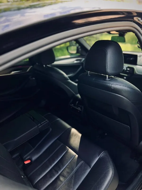 Bmw g30 540i 2017г.
3.0 Бензин. B58 gen1.
Возможно продажа с летними дисками (ковка r20 2k forged) и резиной mps4s!
В отличном состоянии
Всегда обслуживания вовремя! Масло каждые 5000км! Обслуживалась в m service 61 в ростове!
По машине:
- Камеры 360, круговой обзор, все ассистенты! Тормоза 374мм, пред топ, в народе лучшие помимо 395
В машине установлен чип от mg flasher (без лютых стейджов! Есть возможность выката в сток!)
Кастом выхлоп от atm, даунпайп, трасса, банка, без заслонок(есть возможность поставить)
Очень бархатистый звук!
- Кованые диски 2k forged! 20 размера. Настоящая ковка. Крепкие и легкие!
- Так же в комплекте зимние диски r19 ориг на мишке, лето тоже на michelin pilot sport 4s!
- Стоят пружины vogtland -30 (стоковые отдам в подарок)
- Charge pipe от cts!
- Тормоза передние новые
- Задние 25тыс
- Колодки новые в круг.
- За машину не стыдно! Только 100 бензин. Любые проверки! Ни одной не оригинальной запчасти!
С продажей не тороплюсь,
📞 Звоните: +7(949)1317666 - фотография - 10