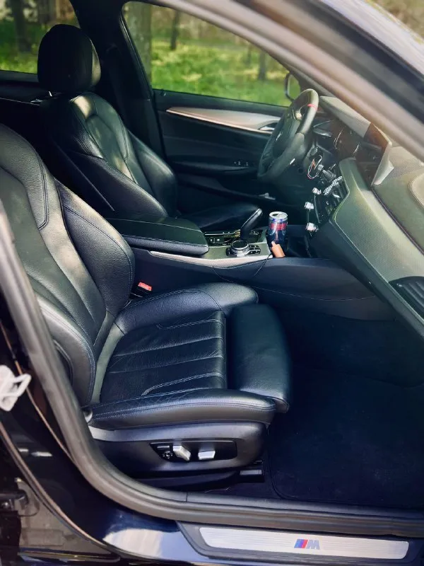Bmw g30 540i 2017г.
3.0 Бензин. B58 gen1.
Возможно продажа с летними дисками (ковка r20 2k forged) и резиной mps4s!
В отличном состоянии
Всегда обслуживания вовремя! Масло каждые 5000км! Обслуживалась в m service 61 в ростове!
По машине:
- Камеры 360, круговой обзор, все ассистенты! Тормоза 374мм, пред топ, в народе лучшие помимо 395
В машине установлен чип от mg flasher (без лютых стейджов! Есть возможность выката в сток!)
Кастом выхлоп от atm, даунпайп, трасса, банка, без заслонок(есть возможность поставить)
Очень бархатистый звук!
- Кованые диски 2k forged! 20 размера. Настоящая ковка. Крепкие и легкие!
- Так же в комплекте зимние диски r19 ориг на мишке, лето тоже на michelin pilot sport 4s!
- Стоят пружины vogtland -30 (стоковые отдам в подарок)
- Charge pipe от cts!
- Тормоза передние новые
- Задние 25тыс
- Колодки новые в круг.
- За машину не стыдно! Только 100 бензин. Любые проверки! Ни одной не оригинальной запчасти!
С продажей не тороплюсь,
📞 Звоните: +7(949)1317666 - фотография - 9