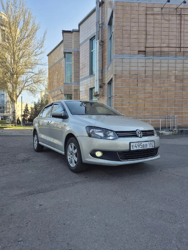 Продам volkswagen polo 2010г
Двигатель 1,6л бензин
Автомат 6-ступка
Пробег 200000км
Дополнительно установлена магнитола с камерой заднего вида.
Стоит сигнализация scher-khan logicar.
2 Комплекта колёс зима/лето
2 Комплекта ковриков зима/лето
Состояние хорошее, ничего не гремит не стучит, любые проверки на сто.
Я собственник.
Осмотр г. Донецк
Цена 880000р
+79493207385
📞 Звоните: +7(949)3207385 - фотография - 3