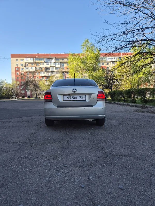 Продам volkswagen polo 2010г
Двигатель 1,6л бензин
Автомат 6-ступка
Пробег 200000км
Дополнительно установлена магнитола с камерой заднего вида.
Стоит сигнализация scher-khan logicar.
2 Комплекта колёс зима/лето
2 Комплекта ковриков зима/лето
Состояние хорошее, ничего не гремит не стучит, любые проверки на сто.
Я собственник.
Осмотр г. Донецк
Цена 880000р
+79493207385
📞 Звоните: +7(949)3207385 - фотография - 5