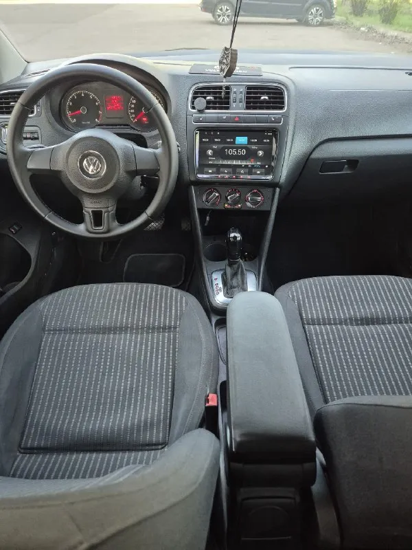 Продам volkswagen polo 2010г
Двигатель 1,6л бензин
Автомат 6-ступка
Пробег 200000км
Дополнительно установлена магнитола с камерой заднего вида.
Стоит сигнализация scher-khan logicar.
2 Комплекта колёс зима/лето
2 Комплекта ковриков зима/лето
Состояние хорошее, ничего не гремит не стучит, любые проверки на сто.
Я собственник.
Осмотр г. Донецк
Цена 880000р
+79493207385
📞 Звоните: +7(949)3207385 - фотография - 8