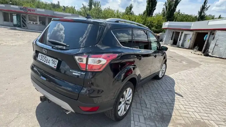 Продаем семейный автомобиль ford escape(kuga) 2018г. 2.0 (245л) 4wd первые и единственные владельцы по рф, машина в достойном состояние и не требует вложений, обслуживаю всегда вовремя. Двигатель очень приятный, на мой взгляд лучший в линейке, едет более чем как для паркетника, динамика и управление восхищает. По кузову без намека на рыжики. Салон не затертый. Полная комплектация, есть все для комфортной езды :климат, круиз контроль, параллельная парковка, помощь парковки, память сидений, подогрев рулят сидений, дистанционный запуск, carplay, хорошая акустика, люк и панорамная крыша, большой багажник(задние сидения ложатся вровень, можно двоем за ночевать ), датчик открывания багажника ногой, датчик дождя и света и многое другое. Если что то забыл, спрашивайте !
1 970 000
Макеевка +79493411741
📲 Tg: @blyoskinaanya
📞 Звоните: +7(949)3411741 - фотография - 3