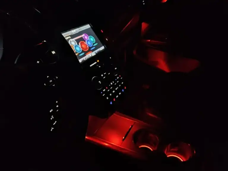 Цена 2 400 000 руб. +79493137313
2015 Год. Родной пробег 200 000 км
Lincoln mkc performance
Автомобиль имеет три режима: комфортный, обычный, спортивный. Меняется усилие на руле, подвеска становится жёстче или мягче, переключение передач на более высоких или низких оборотах.
Надежный мотор ford 2.3 на 285 л. С. (240 в птс без лишних налогов) такой-же устанавливают на мустанг. Разгон 0-100 = 6.5 с. Не расходует масло вообще от замены до замены. Изнутри чистый (без отложений горелого масла). Отсутствуют какие-либо течи или запотевания в том числе и на турбине.
Подогрев всех сидений, кондиционер (вентиляция) передних сидений, электро регилировка и подогрев руля, подрулевые лепестки переключения передач в ручном режиме, двойные стекла, складывание зеркал при закрытии авто, панорамная крыша с люком, камера заднего вида с разными вариантами настройки, парктроники перед и зад, адаптивный круиз контроль и свет, удержание в полосе с подруливанием, предупреждение о резком сближении
📞 Звоните: +7(949)3137313 - фотография - 9