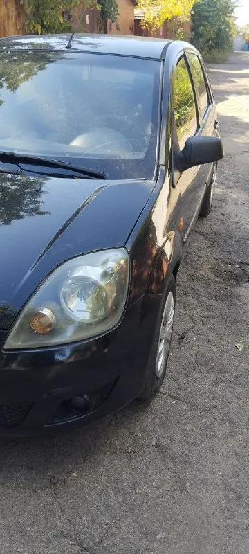 Продам ford фиеста. В отличном состоянии. 2007г. Пробег 220. Объем 1.6. В максимальной комплектации. Всë работает. Ходовая в идеале. Ничего не стучит, не гремит. + зимние колеса на литых дисках. Цена 410 тыс. Хороший торг реальному покупателю. Документы чистые. Тел: +7 949 406 11 79
📲 Tg: сергей
📞 Звоните: +7(949)4061179 - фотография - 3