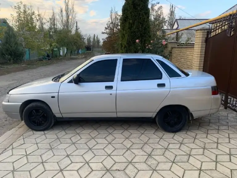 Продам ваз 2110
По документам полный
Год 2007

Автомобиль в хорошем состояние без гнили и рыжиков вложений не требует ходовая часть 5+
Мотор 16v 🔥 работает часики без лишний звуков
Коробка включается как положено !
Дно пороги целые без гнили
Стаканы лонжероны заводские ) без гнили )
Автомобиль в дтп не участвовал ! Салон чистый не прокуренный не затертый
Стоит аудио система
Все остальные интересующие вопросы по телефону
Цена авто 230 срочно реальному покупателю торг ! При осмотре авто !
Связь со мной +79498443277 - фотография - 6