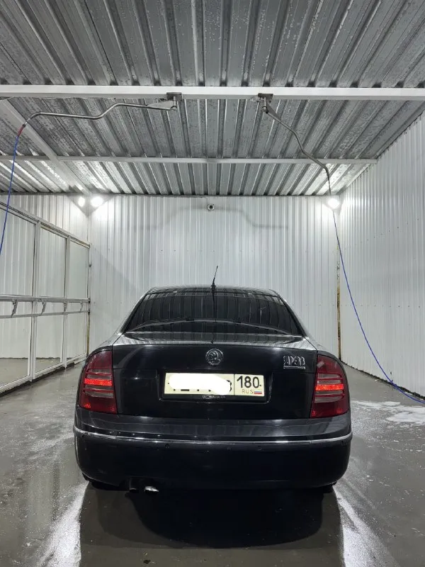 Skoda superb 2.5 tdi
2006 Год
Комплектация: 100 edition 🔥 🔥 🔥
-Подогрев заднего стекла
-Подогрев передних и задних сидений
-Подогрев боковых зеркал
-Кожаный салон
-Солнечные батареи в люке ( циркулирует воздух в салоне летом, на заглушенной машине )
-Электролегулировка боковых зеркал
-Память водительского сидения
-Электропривод передних сидений
- Недешёвая android магнитола
- Мульти руль
- Круиз контроль
Машина в хорошем состоянии, полностью обслуженная подвеска и двигатель ( менял грм и все вытекающее в конце июля).
Машина-сел, поехал.
Стоят оригинальные 17-тые диски, отдам зимнюю резину на нее ( отъездила один сезон) и два комплекта ковриков.
Владею машиной 2 года.
По документам абсолютно чистая.
Телефон : +79493826858 ( донецк), звонить до 22:00
Цена : 685000 руб. Торг у капота
📞 Звоните: +7(949)3826858 - фотография - 5