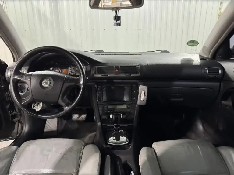 Skoda superb 2.5 tdi
2006 Год
Комплектация: 100 edition 🔥 🔥 🔥
-Подогрев заднего стекла
-Подогрев передних и задних сидений
-Подогрев боковых зеркал
-Кожаный салон
-Солнечные батареи в люке ( циркулирует воздух в салоне летом, на заглушенной машине )
-Электролегулировка боковых зеркал
-Память водительского сидения
-Электропривод передних сидений
- Недешёвая android магнитола
- Мульти руль
- Круиз контроль
Машина в хорошем состоянии, полностью обслуженная подвеска и двигатель ( менял грм и все вытекающее в конце июля).
Машина-сел, поехал.
Стоят оригинальные 17-тые диски, отдам зимнюю резину на нее ( отъездила один сезон) и два комплекта ковриков.
Владею машиной 2 года.
По документам абсолютно чистая.
Телефон : +79493826858 ( донецк), звонить до 22:00
Цена : 685000 руб. Торг у капота
📞 Звоните: +7(949)3826858 - фотография - 8