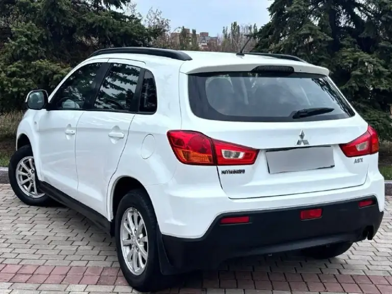 Продам mitsubishi asx
Год выпуска:2012 рестайлинг
Обьем двигателя:1.6
Кпп:механика
Родной пробег 141.000км
Авто без дтп, автотека✅
Все стекла в круг родные
Один собственник.
Цена:970.000р

Автомобиль в отличном состояние, гаражное хранение.
Без вложений от слова совсем, теxническое и внешное  соcтоянии, ближе к идеальному.
Готов на любую проверку на сто.
Авто недавно прошёл полное т. О!

Автомобиль подходящий вариант, для любой мecтнoсти! Экономичный, шустpый и самоe вaжнoe надёжный!
Очень надeжные японскиe моторы, которые идеально сочетаются с механической коробкой передач.
Два комплекта резины с титановыми  дисками, полный комплект ключей

Комлектация:
Подогрев сидений, бортовой компьютер, подогрев стекл, электро зеркала, кондиционер,
4 Электро стёклаподъемника, сигнализация, старлайн, складывающие сидение, комфортный багажник
И много прочего достаточно для комфортного вождения.
Авто, с полным переоформлением.

Цена 970.000
Номер телефона
+7949-510-46-92 - фотография - 4