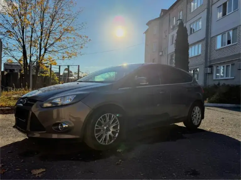 Продам ford focus 3 titanium, 2014 год
Объем двигателя 2.0 150л. С.
Коробка автомат
Пробег 212 000 км
В максимальной комплектации: климат контроль, круиз контроль, мультируль, 4 электрических стеклоподъемника, подогрев передних сидений, электро привод зеркал, датчик дождя, обогрев лобового стекла, мультимедиа и т. Д. Имеется все для комфортной езды.
Документы в порядке, учет рф.
Цена 870.000. Возможен торг
+79493380297 - фотография - 2