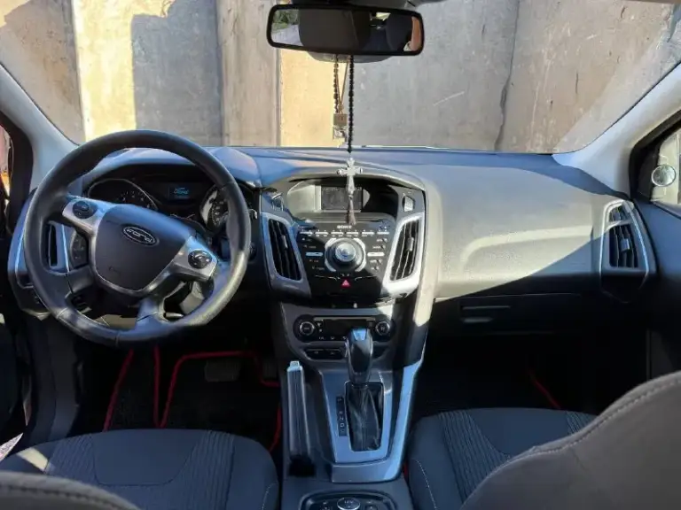 Продам ford focus 3 titanium, 2014 год
Объем двигателя 2.0 150л. С.
Коробка автомат
Пробег 212 000 км
В максимальной комплектации: климат контроль, круиз контроль, мультируль, 4 электрических стеклоподъемника, подогрев передних сидений, электро привод зеркал, датчик дождя, обогрев лобового стекла, мультимедиа и т. Д. Имеется все для комфортной езды.
Документы в порядке, учет рф.
Цена 870.000. Возможен торг
+79493380297 - фотография - 6