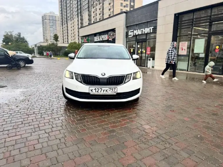 Skoda октавия а 7 2018 год, в отличном состоянии, мотор и коробка без нареканий, двигатель 1,6 автомат! Не робот. Машина была в такси пробег на щитке 66т. Км по факту больше, на сколько больше не знаю. Машина не уставшая на полном ходу цена подарок 830000! Через пару дней буду в днр
Xw8an2ne5jh020287
89996366121
📲 Tg: oleg
📞 Звоните: +7(999)6366121 - фотография - 2