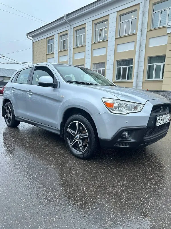 Mitsubishi asx
У автомобиля всего 1 владелец за всю его историю, ездил дедушка, зимой стояла в гараже, любые проверки.
Без дтп 100%
Автомобиль оснащен самым надежным двигателем 1.8 на 140 л. С
Идеальное техническое состояние !
Масло не ест все жидкости на месте !
Двигатель коробка подвеска идеал всё
Отличная комплектация полный электро пакет
Подогрев сидений, кондиционер, подрулевые лепестки, и многое другое.
Работает все каждая лампочка и каждая кнопочка
Переоформление в мрэо без проблем.
Готов на любые проверки на сто. Цена 1 050 000
Номер для связи +79498340074
+79494935186 - фотография - 3