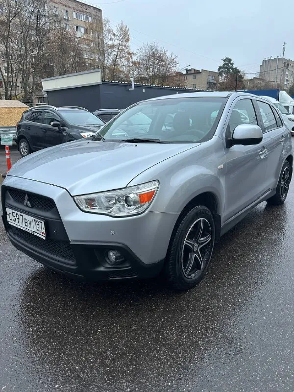 Mitsubishi asx
У автомобиля всего 1 владелец за всю его историю, ездил дедушка, зимой стояла в гараже, любые проверки.
Без дтп 100%
Автомобиль оснащен самым надежным двигателем 1.8 на 140 л. С
Идеальное техническое состояние !
Масло не ест все жидкости на месте !
Двигатель коробка подвеска идеал всё
Отличная комплектация полный электро пакет
Подогрев сидений, кондиционер, подрулевые лепестки, и многое другое.
Работает все каждая лампочка и каждая кнопочка
Переоформление в мрэо без проблем.
Готов на любые проверки на сто. Цена 1 050 000
Номер для связи +79498340074
+79494935186 - фотография - 7