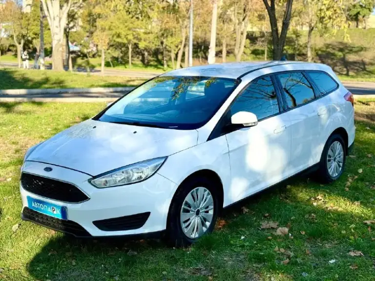 ⚪️ Ford focus 3 rest

💰Цена: 990 000р
🏢Город: мариуполь
📅Год выпуска: 2018
🧾Пробег: 159 227 км.
⚙️Двигатель: 1.6
⛽Топливо: бензин
⚙️Кпп: механика

📞 Телефон:

+7-989-263-55-56
+7-949-727-41-51
+7-949-713-18-14

💾 Описание:

Ford focus 3 restyling- это практичный автомобиль, который сочетает в себе надёжность и функциональность.
Универсал с надёжной механической коробкой передач и цепным двигателем объемом 1.6 который обеспечивает хорошую динамику и экономичность.

✔️ Кузов без коррозии и дефектов

✔️ Оригинальный пробег

✔️ Огромный багажник

Комплектация 👍:
Кондиционер ❄️ (работает отлично), android магнитола с камерой заднего вида, abs, airbag, электропакет, гидроусилитель руля, мультируль, центральный замок.

Улица шевченко 269

🏦 Возможна продажа в кредит по двум документам. - фотография - 3