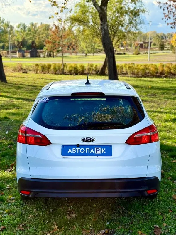 ⚪️ Ford focus 3 rest

💰Цена: 990 000р
🏢Город: мариуполь
📅Год выпуска: 2018
🧾Пробег: 159 227 км.
⚙️Двигатель: 1.6
⛽Топливо: бензин
⚙️Кпп: механика

📞 Телефон:

+7-989-263-55-56
+7-949-727-41-51
+7-949-713-18-14

💾 Описание:

Ford focus 3 restyling- это практичный автомобиль, который сочетает в себе надёжность и функциональность.
Универсал с надёжной механической коробкой передач и цепным двигателем объемом 1.6 который обеспечивает хорошую динамику и экономичность.

✔️ Кузов без коррозии и дефектов

✔️ Оригинальный пробег

✔️ Огромный багажник

Комплектация 👍:
Кондиционер ❄️ (работает отлично), android магнитола с камерой заднего вида, abs, airbag, электропакет, гидроусилитель руля, мультируль, центральный замок.

Улица шевченко 269

🏦 Возможна продажа в кредит по двум документам. - фотография - 5