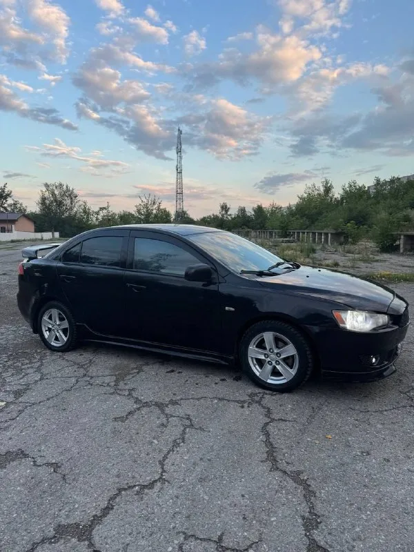 Mitsubishi lancer x | 2008 | 2.0 cvt |

Машина в хорошем состоянии.

· Двигатель: 2 литра (152 л. С. )
· Коробка: вариатор (cvt)
· Пробег: 271 тыс. Км
· Состояние: чистое внутри и снаружи, кондей ледяной. Гбо вписан, хорошая музыка.
· Цена: 750 000 руб. ➡ торг у места к адекватным покупателям!
Донецк. Кировский район. +79490846378 - фотография - 3
