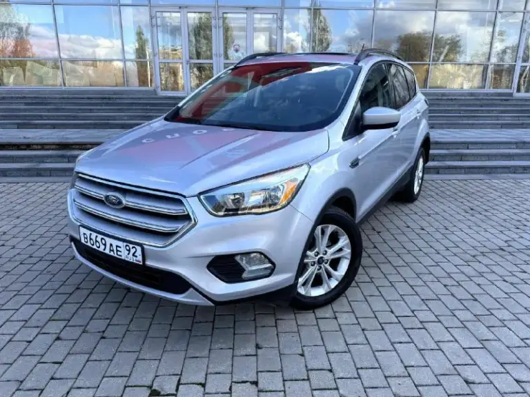 Ford escape, 2017, 1.5 (179 л. С. ) автомат. 137000км. Отличный автомобиль на обычном автомате, не робот. Хорошая комплектация, климат контроль 2-х зонный, электрорегулировка и подогрев передних сидений,   датчик дождя,   датчик света,   люк + панорамная крыша, мультимедийная система с камерой заднего вида. Возможен оформление в кредит. Возможен обмен. Более детально по телефону.
Цена - 1.630.000 р.
+79493250509 - фотография - 1