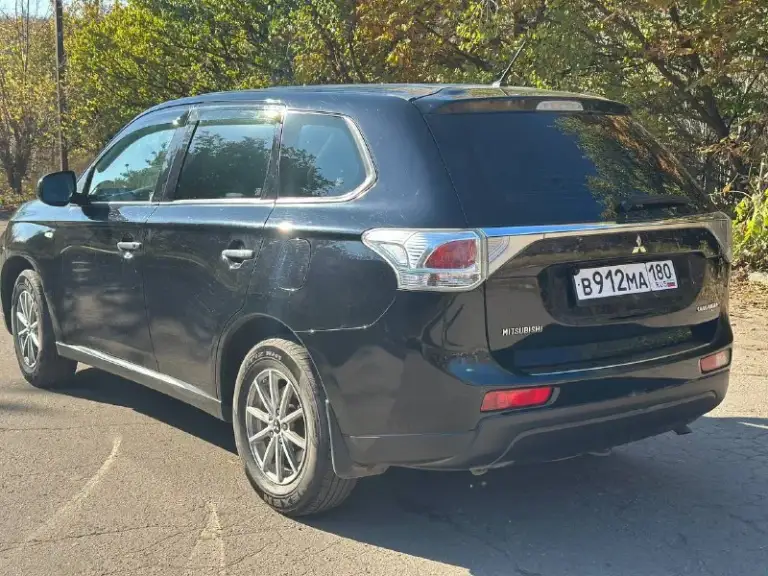 Продам авто mitsubishi outlander
Мотор 2.0
Пробег 173000км
Коробка акпп
Цена: 1.260.000₽
Год выпуска: 2013
Город: донецк
Автомобиль в отличном состояние, полностью обслужен и не требует никаких вложений, японской сборки.
Комплектация: установлен монитор, камера заднего вида, климат контроль
Собственник, оформлена на меня!
По всем вопросам звонить по телефону.
+7 (949) 3471173 - фотография - 7